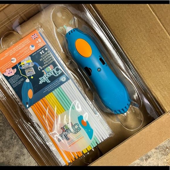 3Doodler Start Essentials 3D Pen Set For Kids with Free Refill Filament STEM Toy - Picture 5 of 10